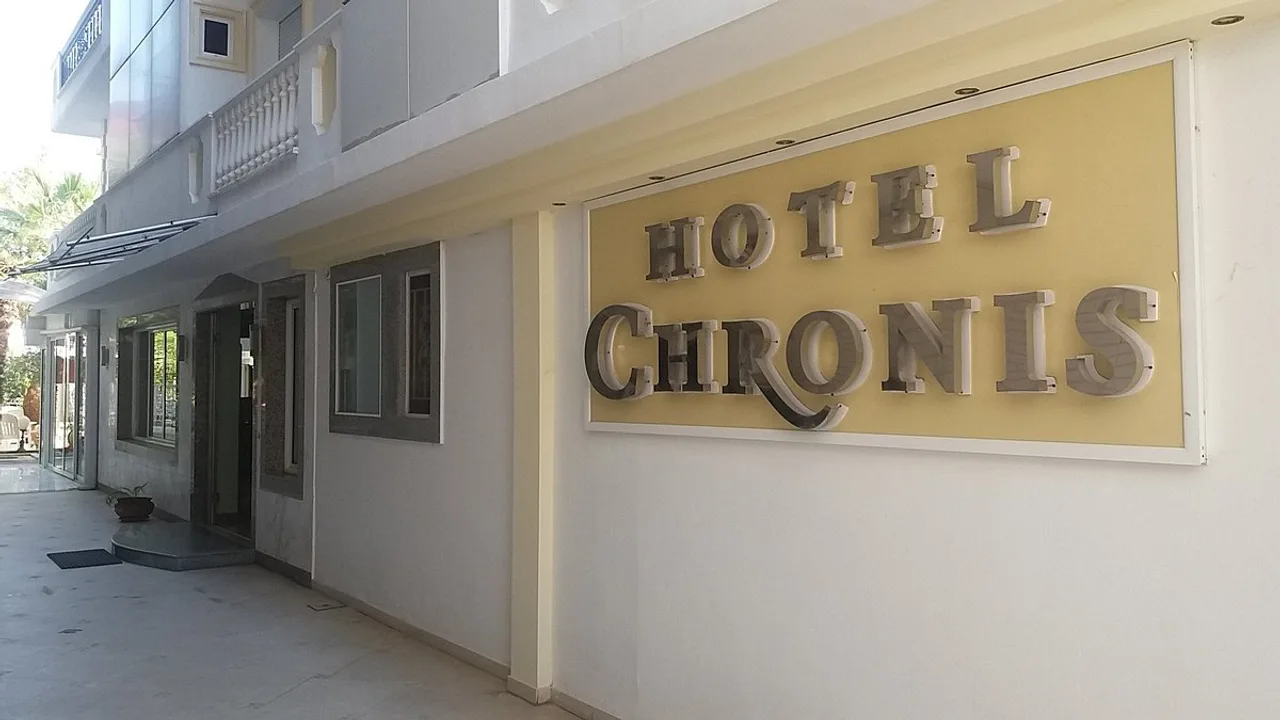 Hotel Chronis - тур Hotel Chronis из Минска
