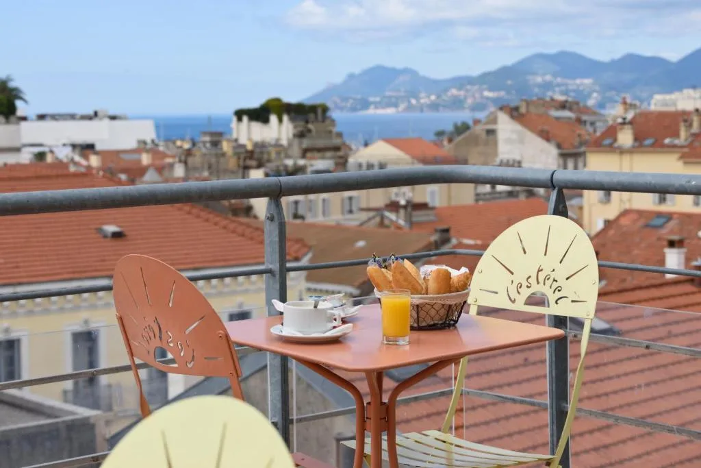 Hotel L'Esterel - тур Hotel L'Esterel из Минска