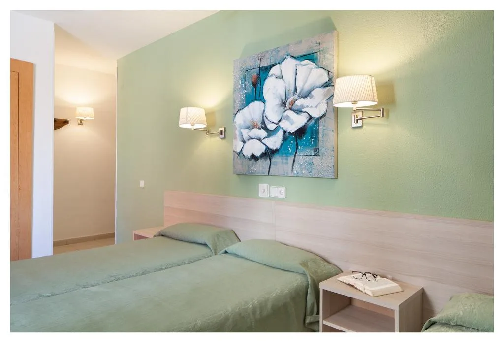 Hotel Ninays - тур Hotel Ninays из Минска