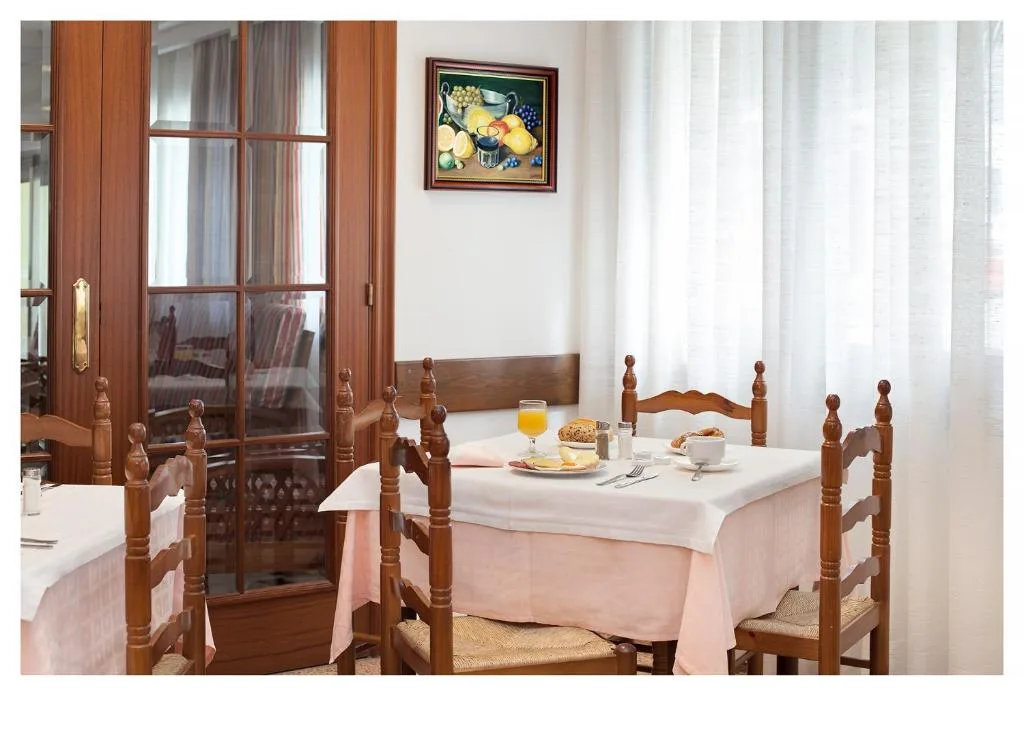 Hotel Ninays - тур Hotel Ninays из Минска