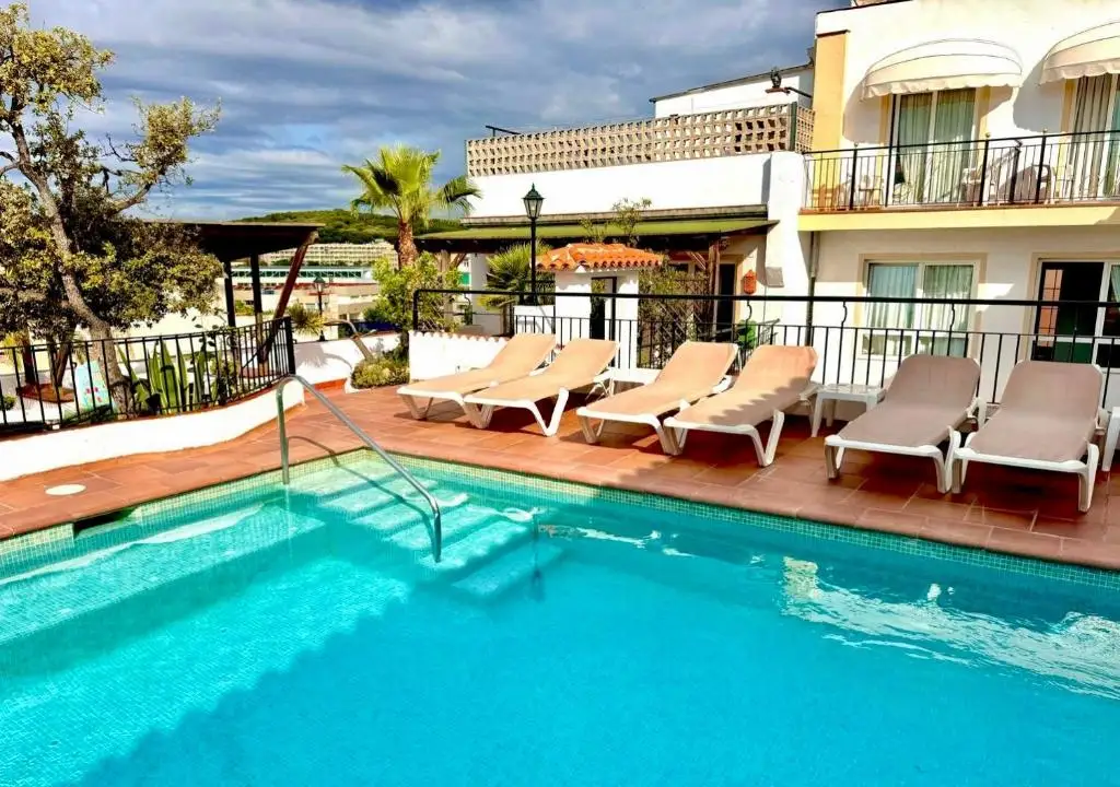 Hotel Ninays - тур Hotel Ninays из Минска