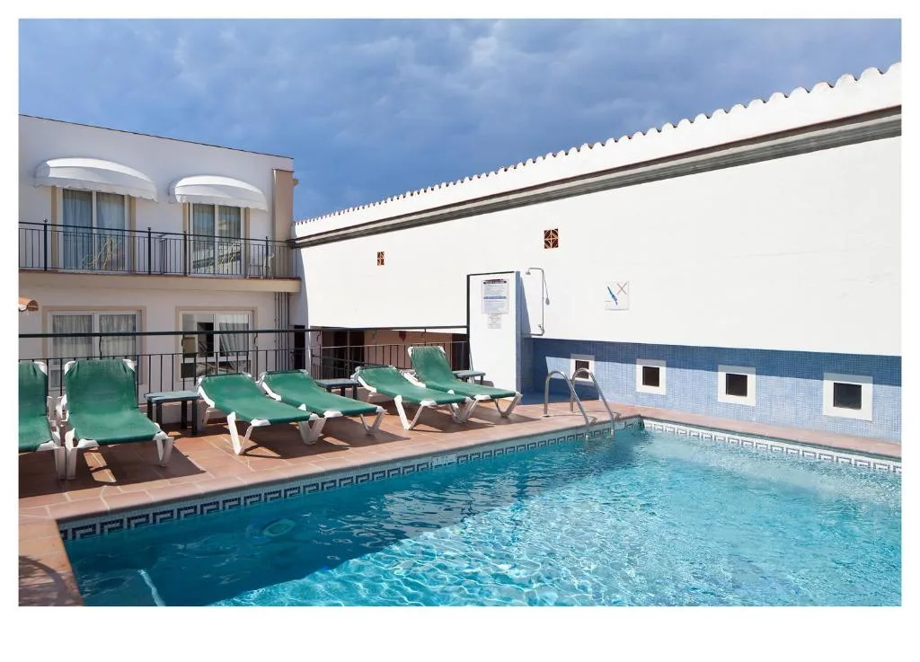 Hotel Ninays - тур Hotel Ninays из Минска